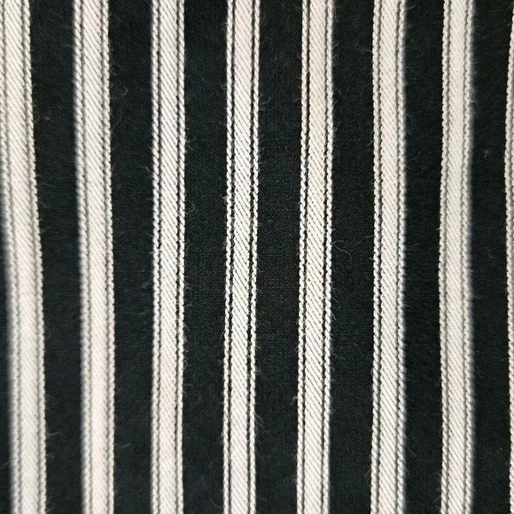 Jones New York Sport Women's Long Shorts Twill Bermuda Stripes 11" Inseam Size 8 - Picture 8 of 10